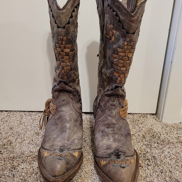 Corral - Picture 2 of 2